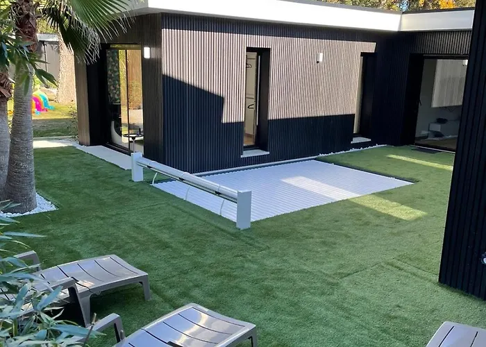 Bord De Villa *