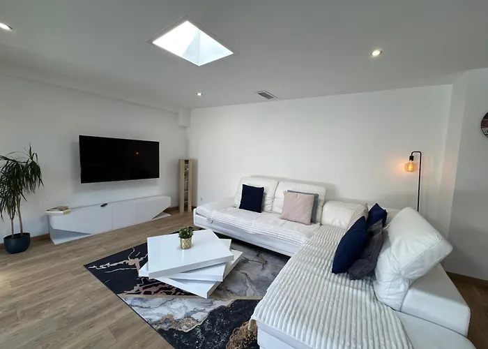 Bord De Villa